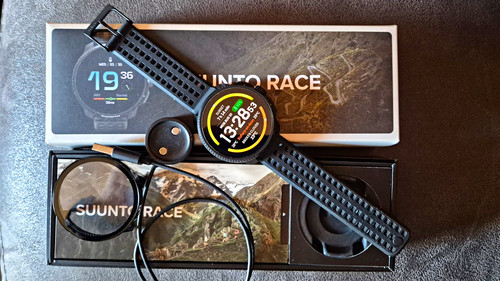 Suunto race gps running watch - suunto,